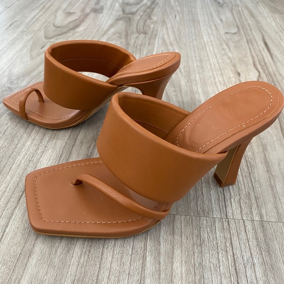 Zara heels - Picture 2 of 3